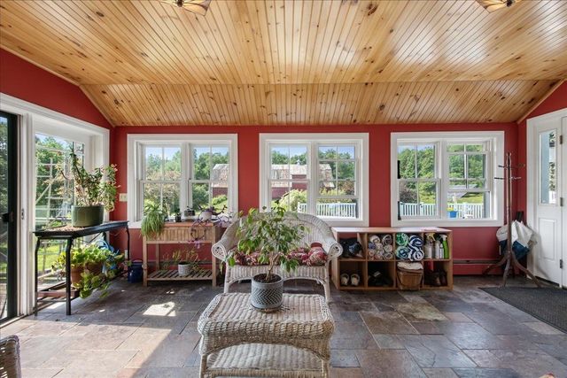 5 Black Dog Lane, Underhill, VT 05489