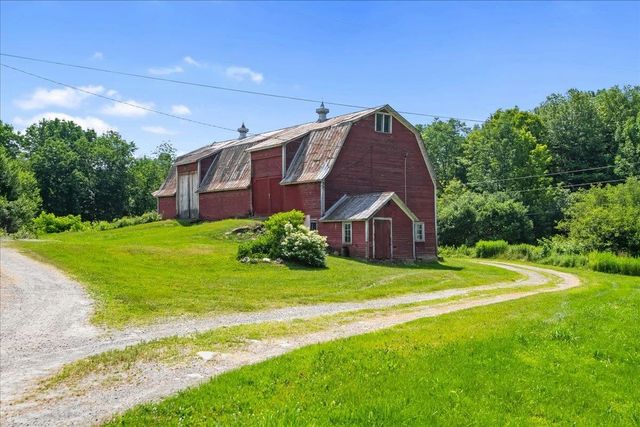 5 Black Dog Lane, Underhill, VT 05489