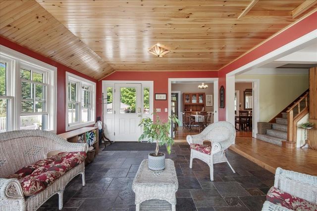 5 Black Dog Lane, Underhill, VT 05489