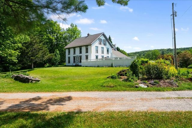 5 Black Dog Lane, Underhill, VT 05489