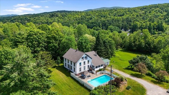 5 Black Dog Lane, Underhill, VT 05489