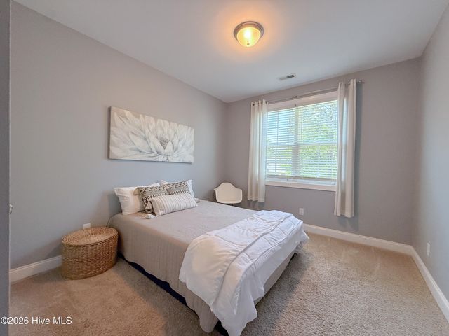 585 W Craftsman Way, Hampstead, NC 28443