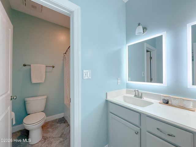 585 W Craftsman Way, Hampstead, NC 28443