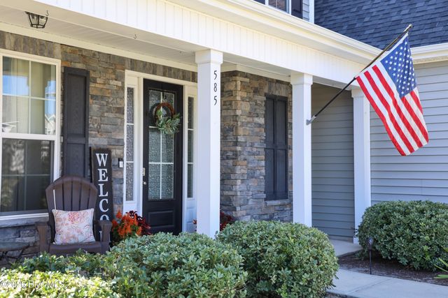 585 W Craftsman Way, Hampstead, NC 28443