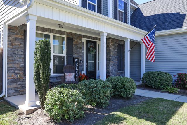 585 W Craftsman Way, Hampstead, NC 28443