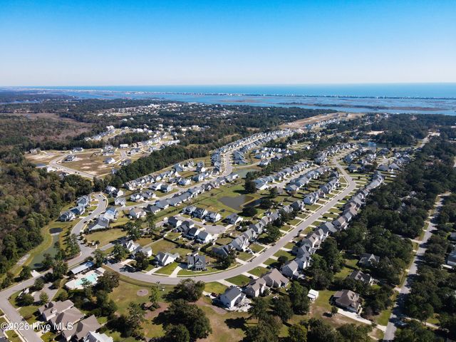 585 W Craftsman Way, Hampstead, NC 28443