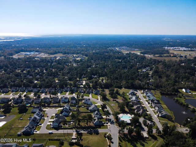 585 W Craftsman Way, Hampstead, NC 28443