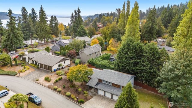 3641 NE 169th Street, Lake Forest Park, WA 98155