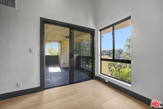 9025 Keith Avenue 302, West Hollywood, CA 90069