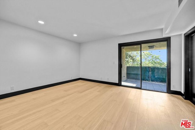 9025 Keith Avenue 302, West Hollywood, CA 90069