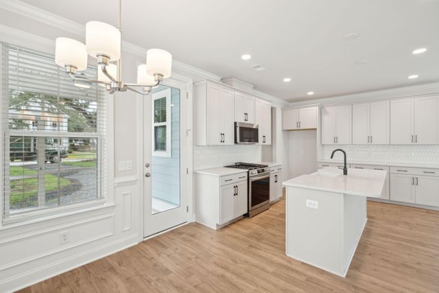 703 Minton Road, Charleston, SC 29412