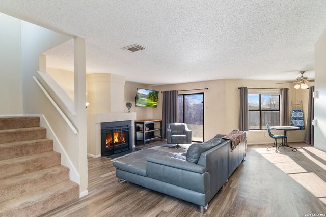 6858 Eden Grove, Converse, TX 78109