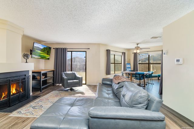 6858 Eden Grove, Converse, TX 78109