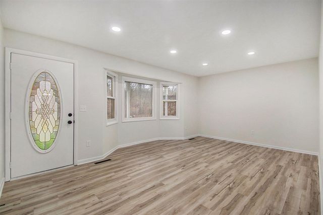 17455 Starbrick Road, Edwardsburg, MI 49112