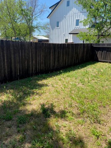 4609 Leslie Ave 1, Austin, TX 78721