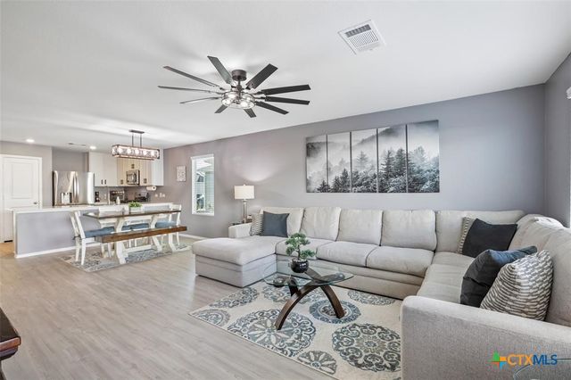 116 Painted Night Road, Hutto, TX 78634