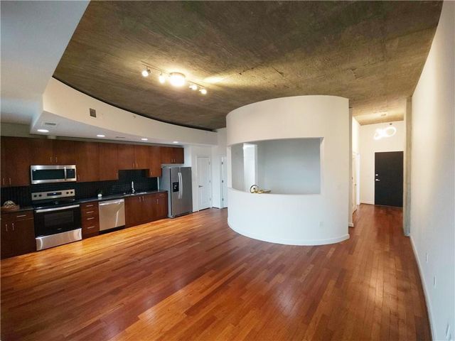 250 Pharr NE Road 2104, Atlanta, GA 30305