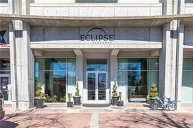 250 Pharr NE Road 2104, Atlanta, GA 30305