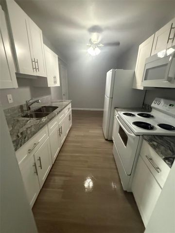 515 BON AIR STREET 1A, Lakeland, FL 33805