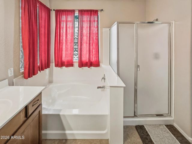 2925 E ANDRE Avenue, Gilbert, AZ 85298