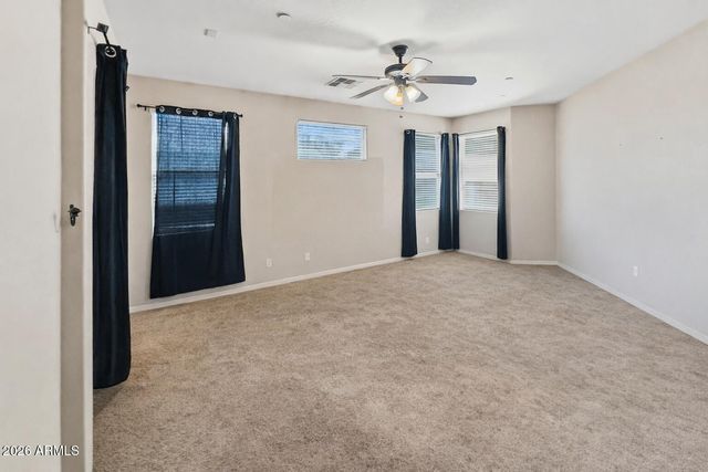 2925 E ANDRE Avenue, Gilbert, AZ 85298