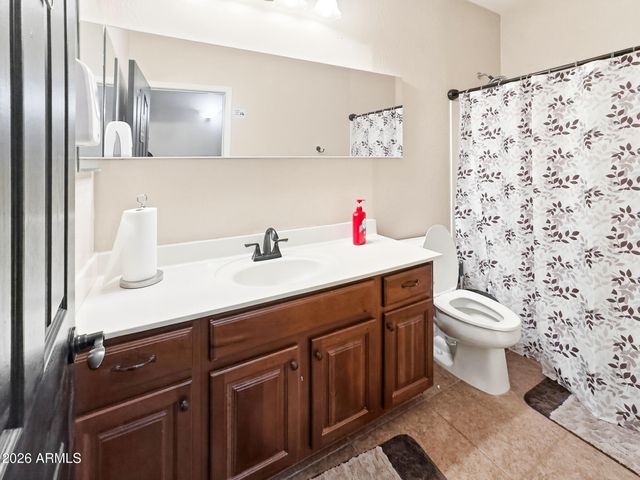 2925 E ANDRE Avenue, Gilbert, AZ 85298