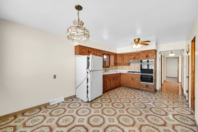 772 Memorial Drive, Calumet City, IL 60409