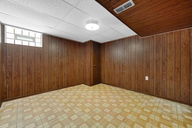 772 Memorial Drive, Calumet City, IL 60409