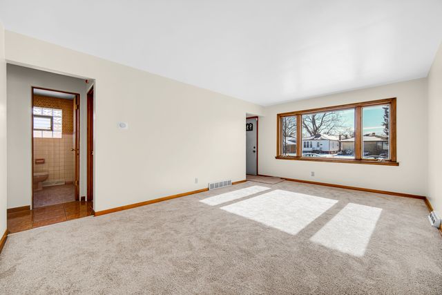 772 Memorial Drive, Calumet City, IL 60409