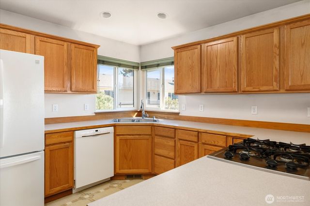 648 Hacienda Drive, Coupeville, WA 98239