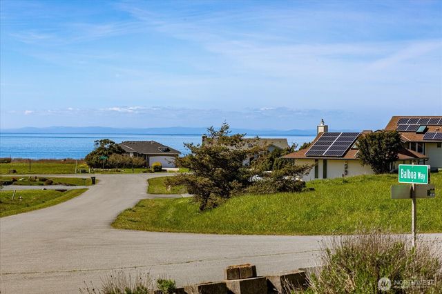 648 Hacienda Drive, Coupeville, WA 98239