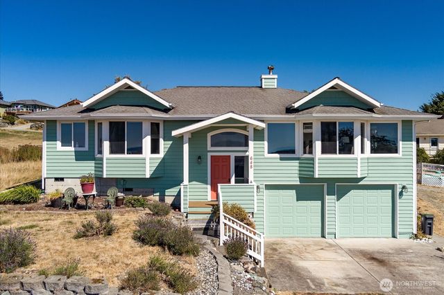 648 Hacienda Drive, Coupeville, WA 98239