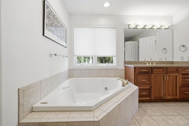 970 River Forest Drive, Maineville, OH 45039