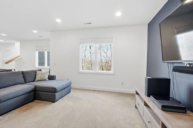 970 River Forest Drive, Maineville, OH 45039
