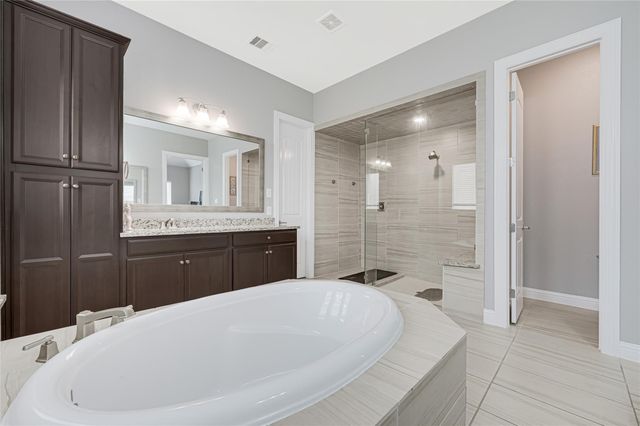 4612 Fisher Drive, Pearland, TX 77584