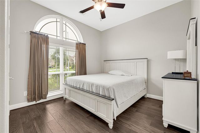 4612 Fisher Drive, Pearland, TX 77584