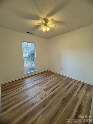 3823 Wonderland Drive, Matthews, NC 28104