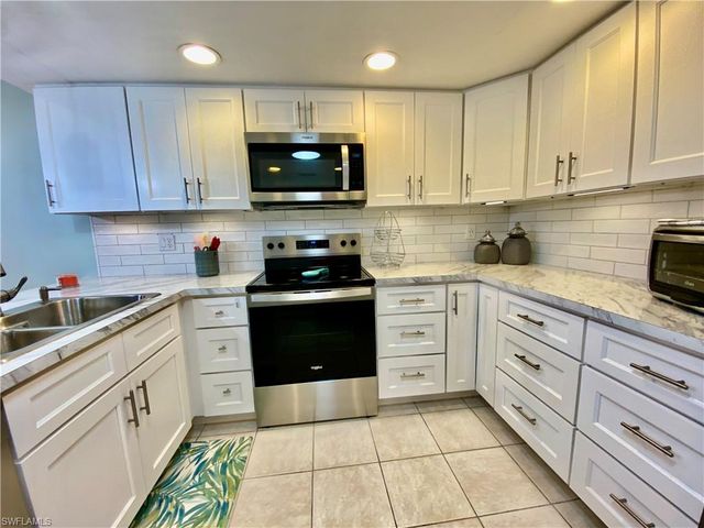 15546 Crystal Lake DR, North Fort Myers, FL 33917