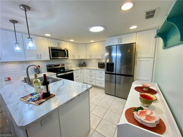 15546 Crystal Lake DR, North Fort Myers, FL 33917