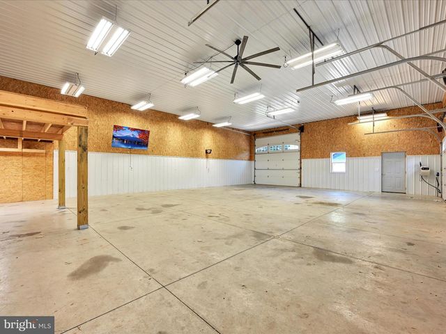 380 JUNIATA PKWY E, Newport, PA 17074