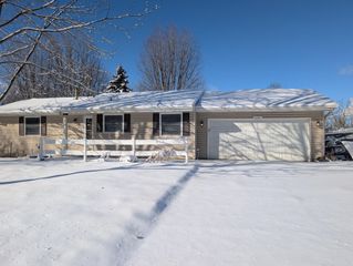 10931 Territorial Drive, Burnsville, MN 55337