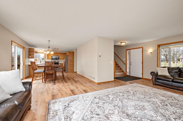 5365 Highland Trail, Big Lake, MN 55309