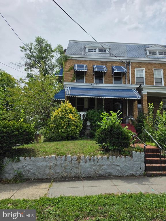 410 NICHOLSON ST NW, Washington, DC 20011