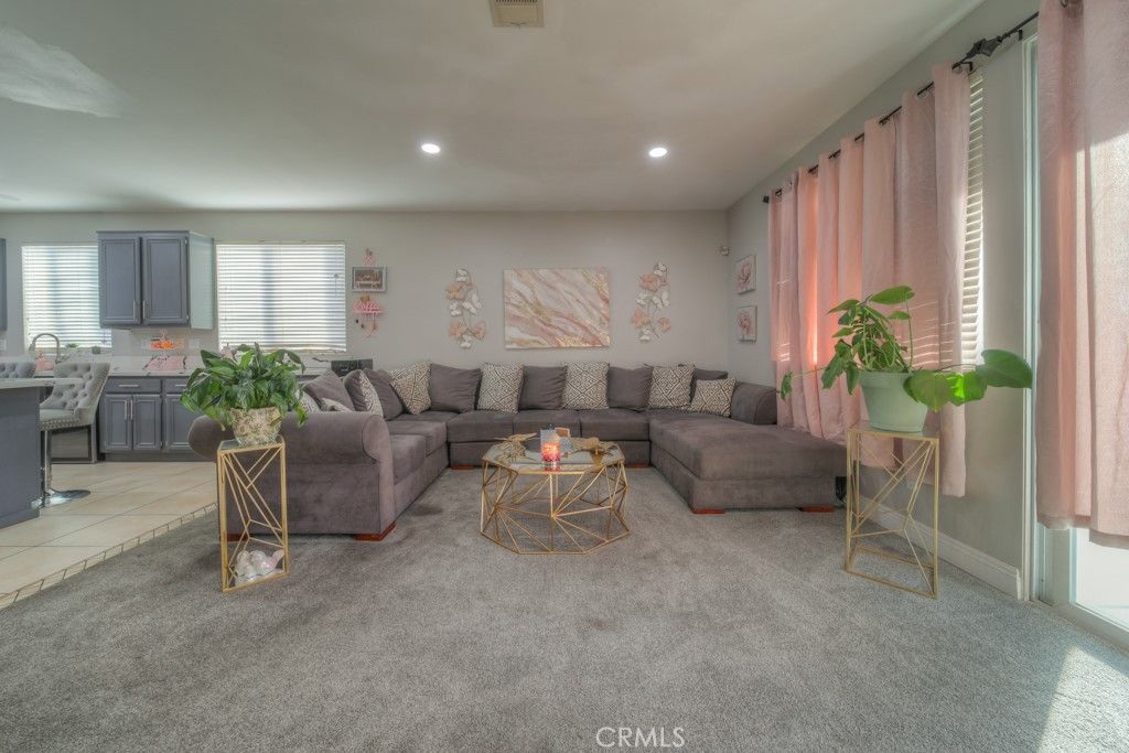 Image 28 of property listing at 11668 Minckler, Yucaipa, CA 92399