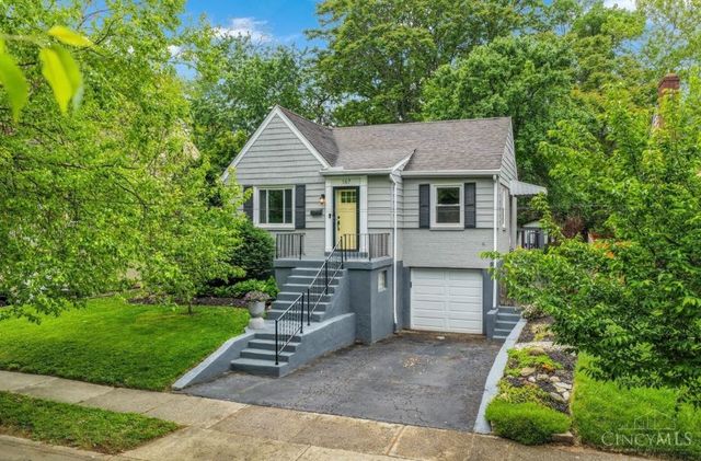 167 S Grove Avenue, Wyoming, OH 45215
