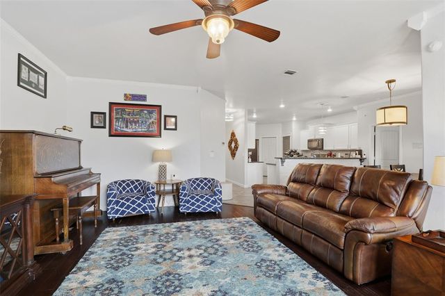 11001 SW 39th Court, Mustang, OK 73064