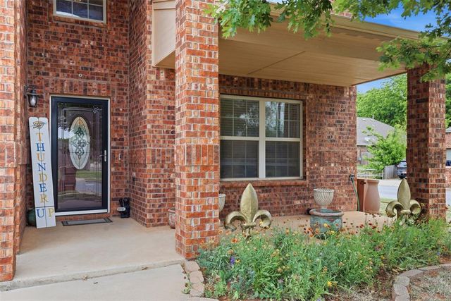 11001 SW 39th Court, Mustang, OK 73064