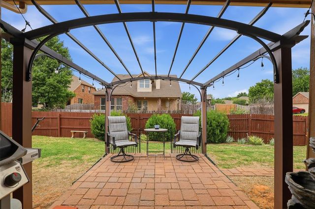 11001 SW 39th Court, Mustang, OK 73064