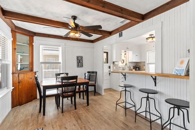 7 Concord Avenue, Hampton, NH 03842