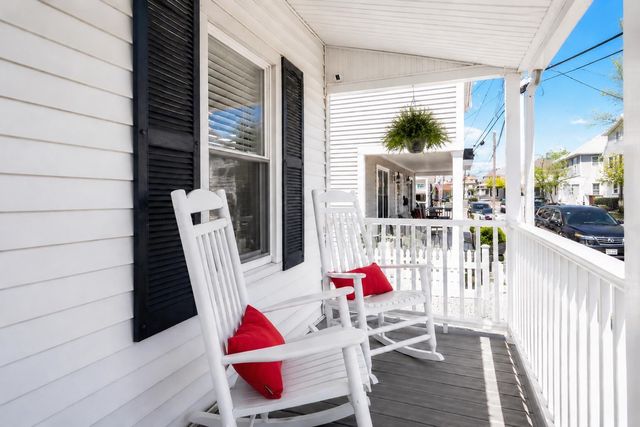 7 Concord Avenue, Hampton, NH 03842